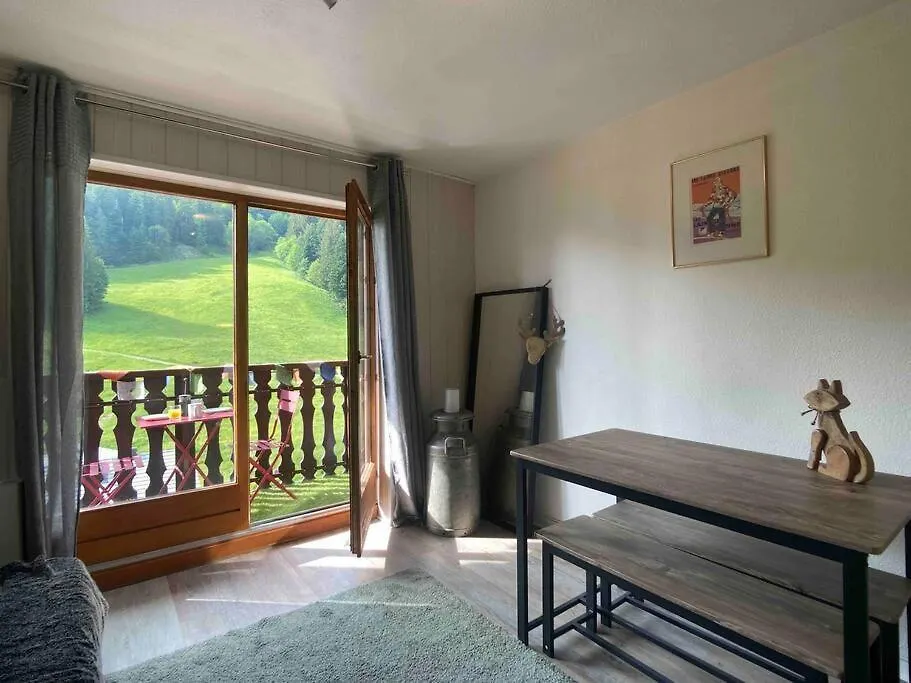 Apartment Cozy Studio Between The Lake And The Mountain Le Biot