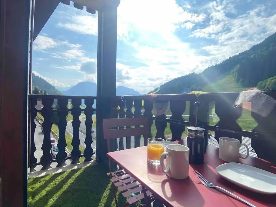 Cozy Studio Between The Lake And The Mountain Le Biot